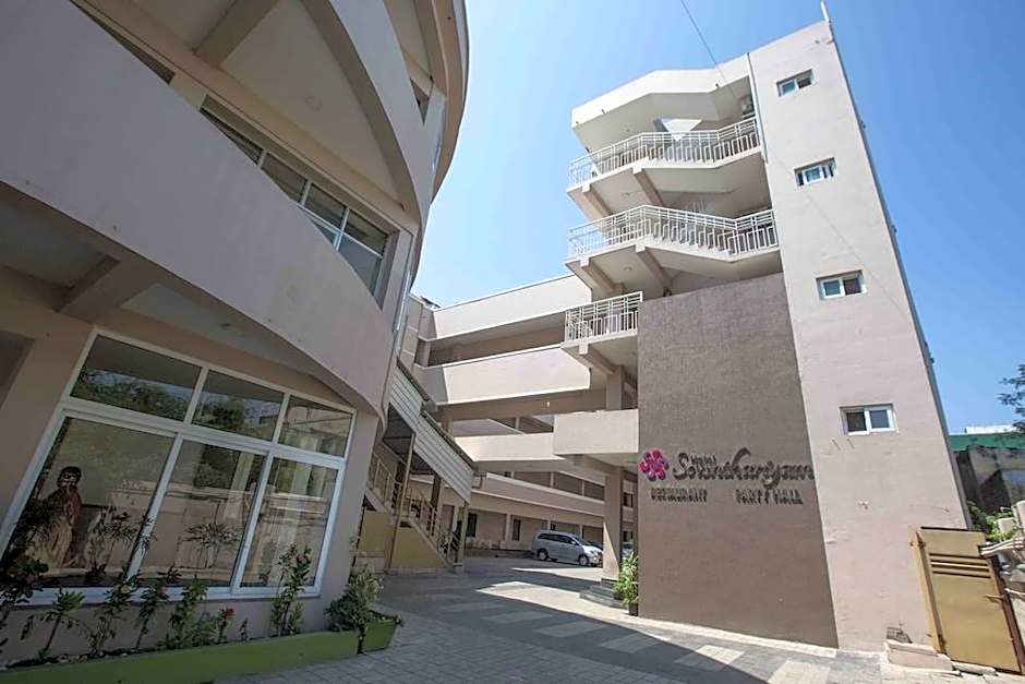 Hotel Sownthariyam
