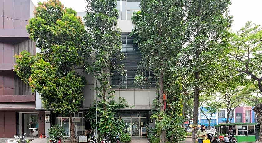Urbanview Hotel Ellegan Residence Alam Sutera Serpong