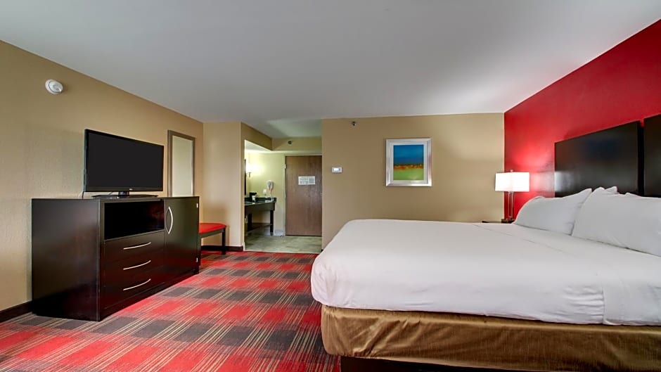 Holiday Inn Express & Suites Jackson Downtown - Coliseum