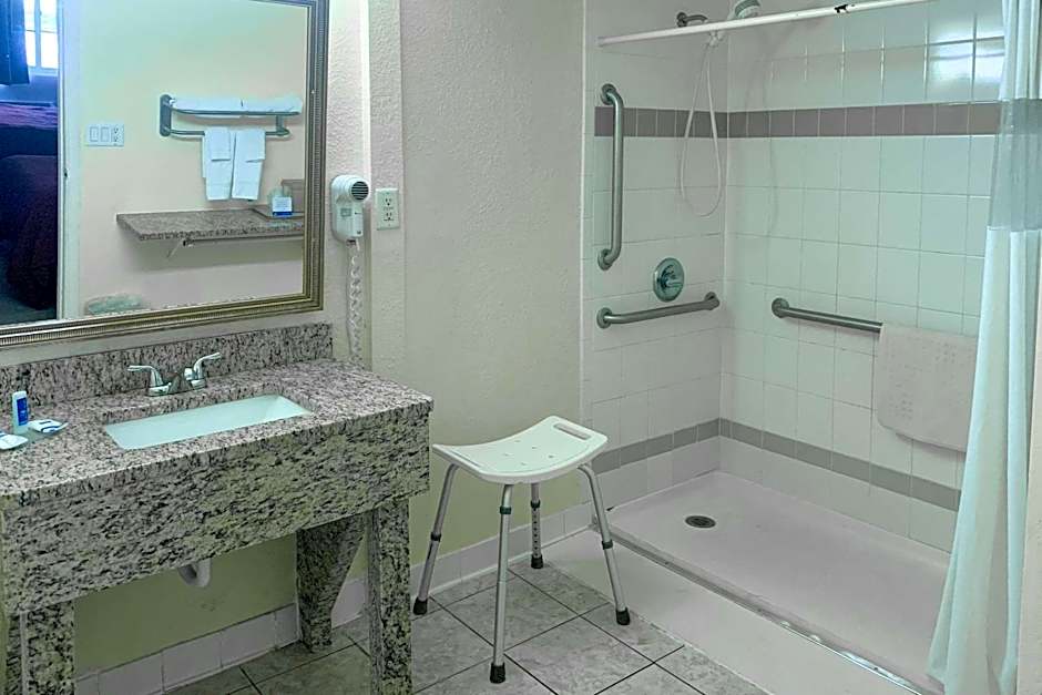 Rodeway Inn Gainesville - University Area