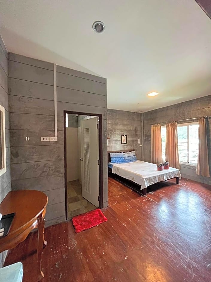 Photo 1 of 13 of Superior 1 Double Bed