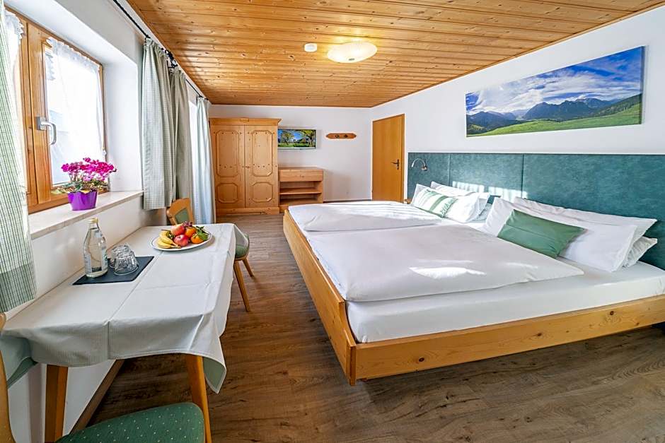 Frühstückspension Gästehaus Zum weissen Rössl