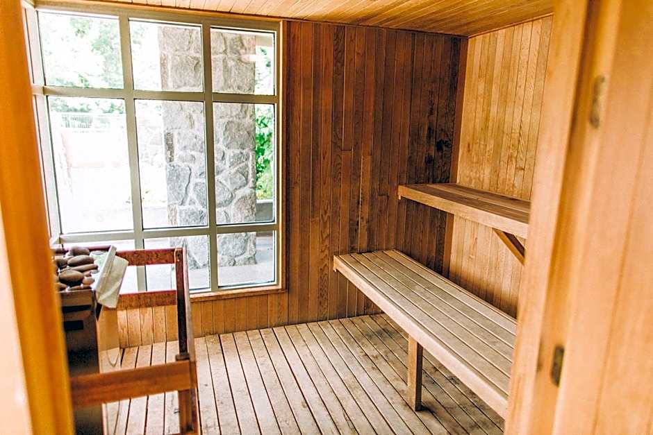 Pan Pacific Whistler Village Centre