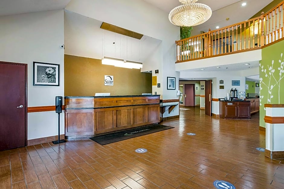 Sleep Inn & Suites