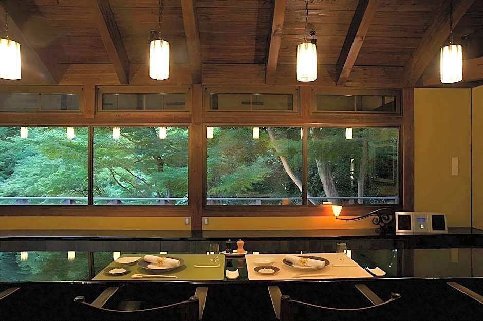 Arimasansoh Goshobessho - Luxury Hot Spring Villa