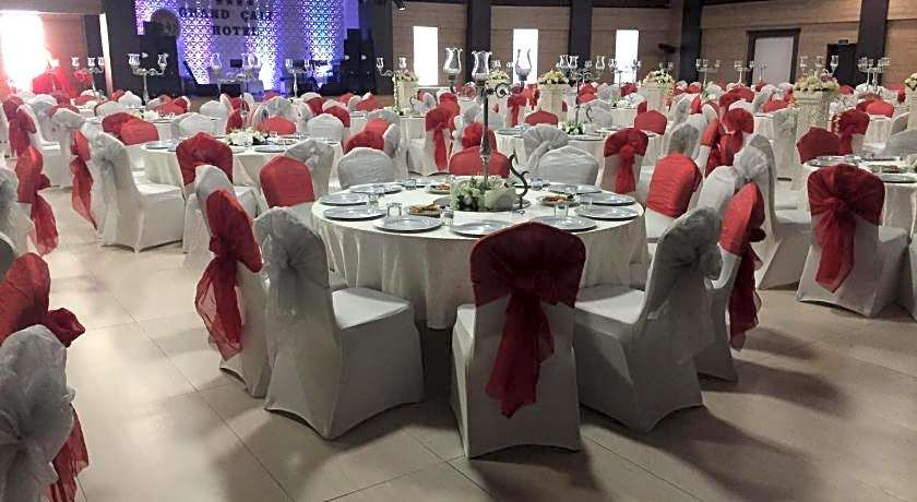 Grand Cali Hotel