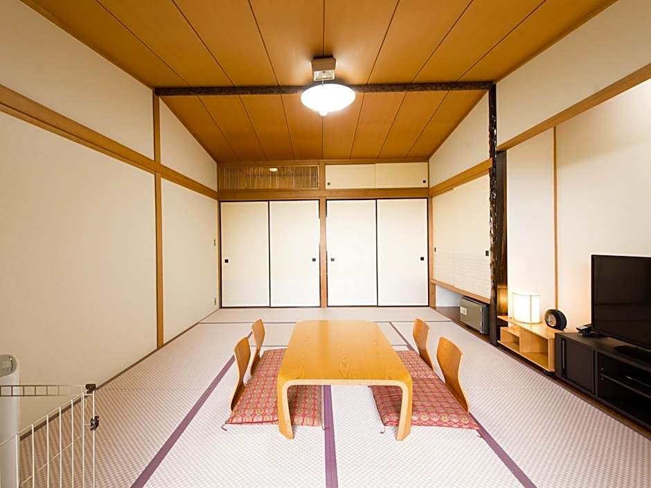 Photo 1 of 7 of Japanese-Style Room with Shared Bathroom
