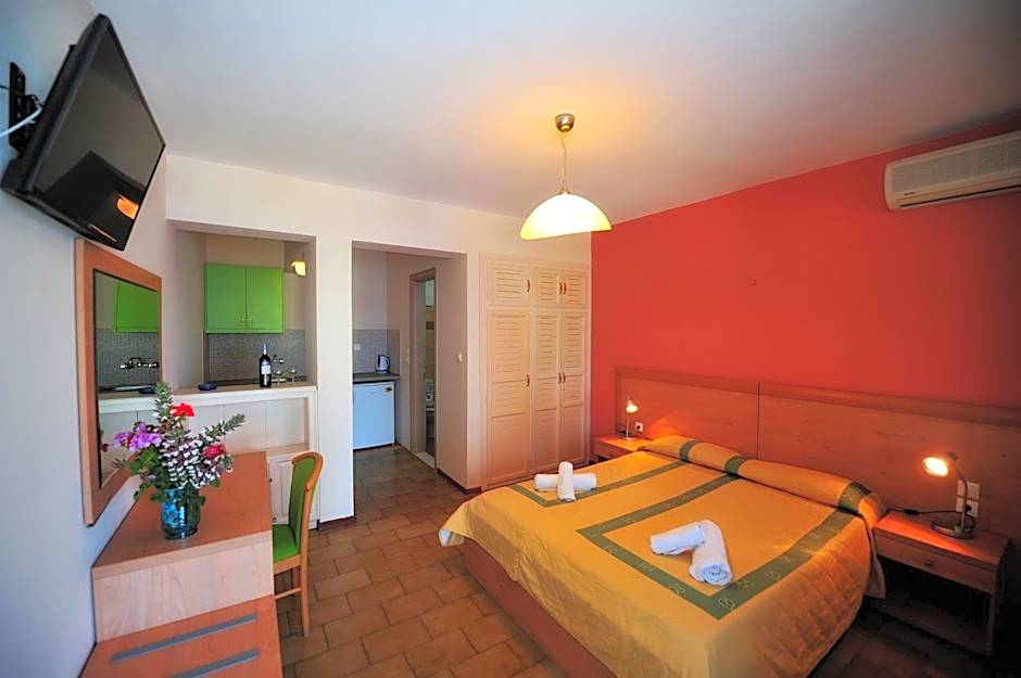 vassilias beach hotel