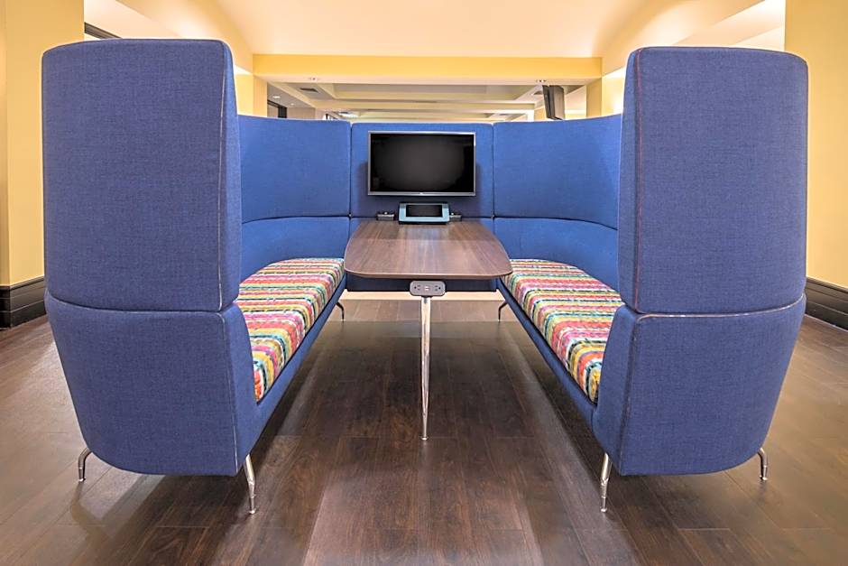 Crowne Plaza Cabana Hotel By IHG