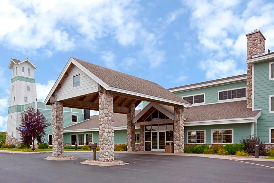 AmericInn by Wyndham Wetmore Munising