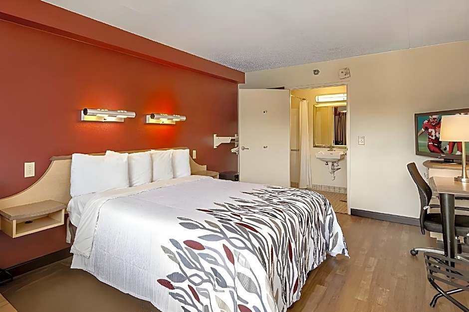 Red Roof Inn Akron