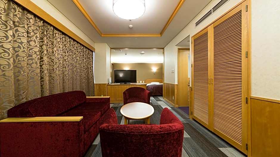 Kochi Pacific Hotel