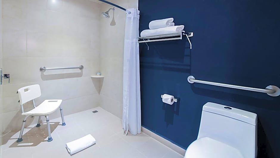 Holiday Inn Express Cabo San Lucas By IHG