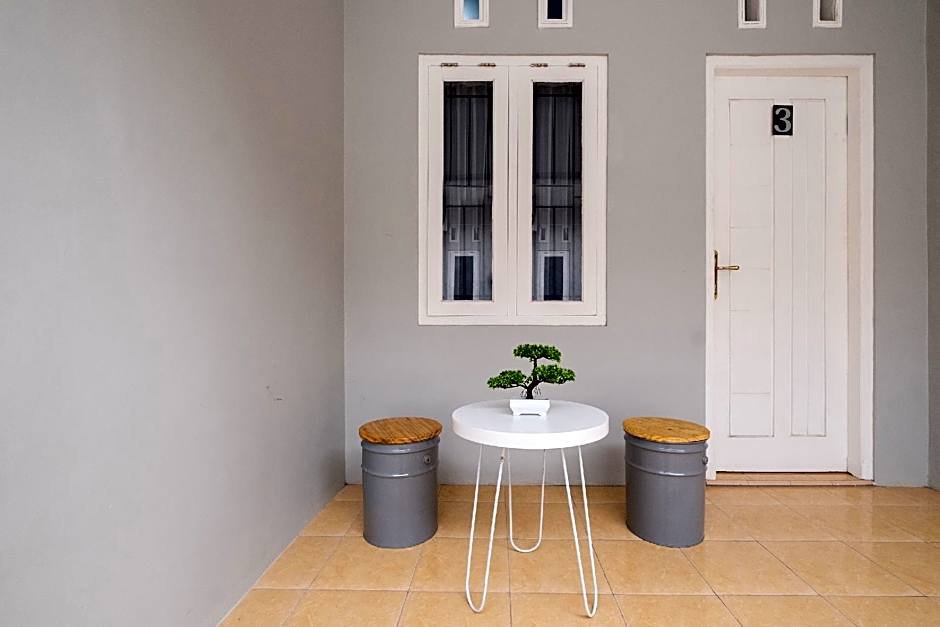 Hotel O Nareswari Guest House Syariah