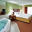 Holiday Inn Express & Suites Niagara Falls