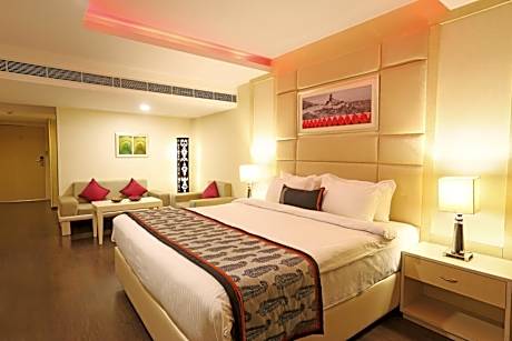 Super Deluxe Double or Twin Room (1+1 Happy Hour from 11am - 11pm)