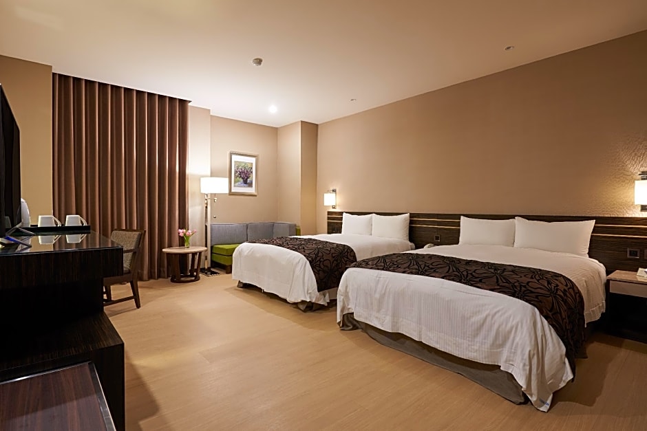 Sol Hotel