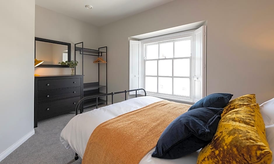 Hamilton House Holiday Apartments