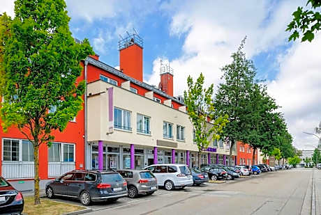 PLAZA INN Regensburg