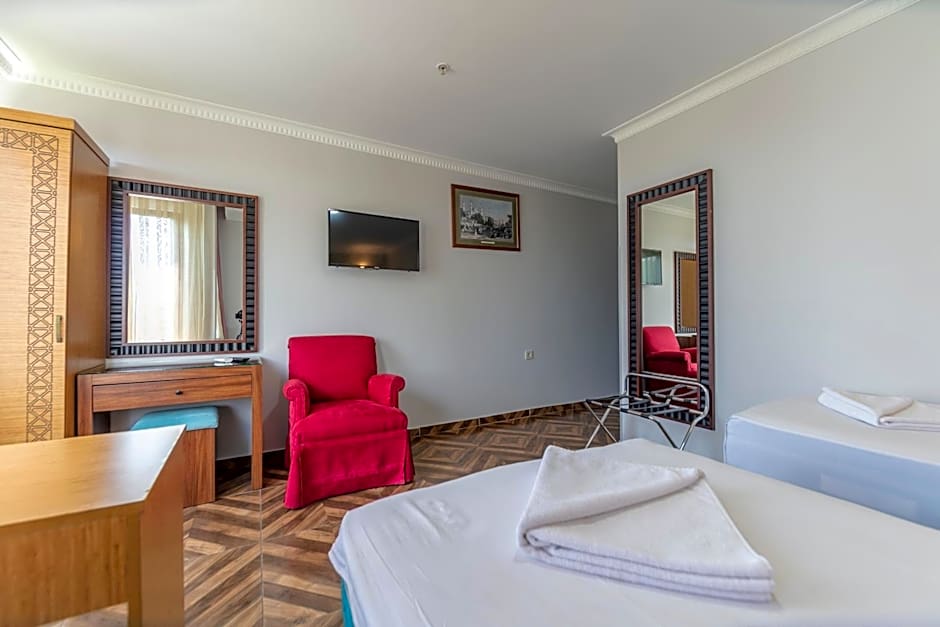 HOTEL ÜMİT YENİKAPI