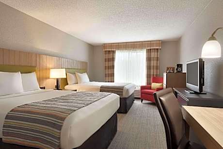 2 Double Beds Nonsmoking Accessible