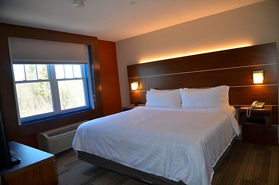 Holiday Inn Express Hotel & Suites Rochester By IHG