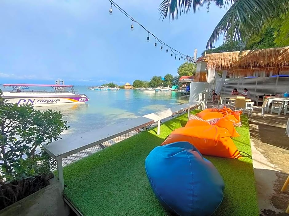 I-Talay Zone Sea Hotel