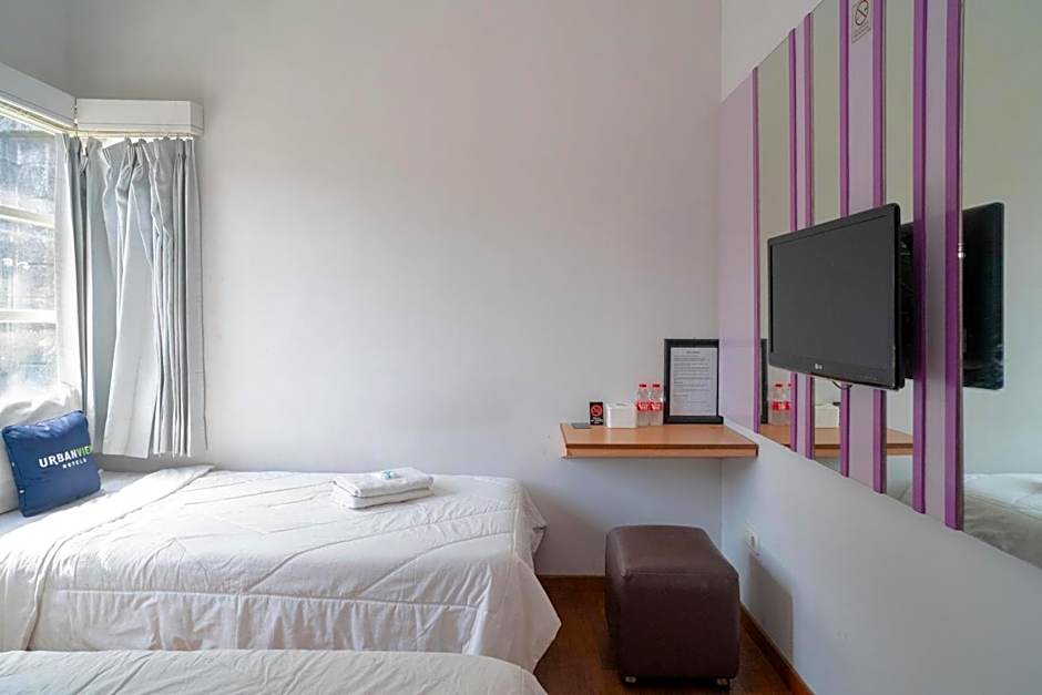 Urbanview Hotel FiFFa Kauman Malang