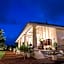 Villa Mayurana by Edwards Collection