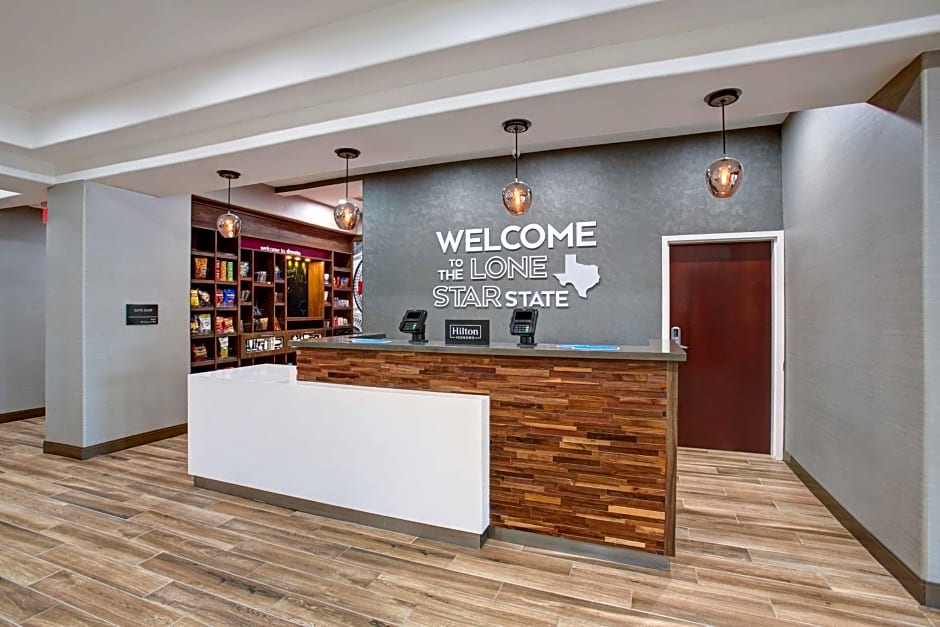 Hampton Inn By Hilton & Suites Dallas-Desoto