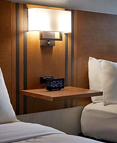 Queen Room with Two Queen Beds - Non-Smoking