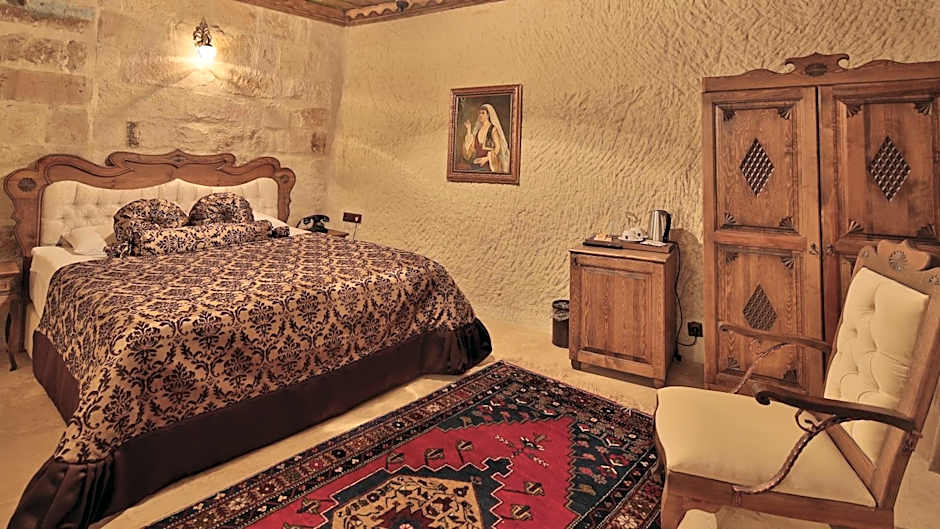 Phocas Cave Suites