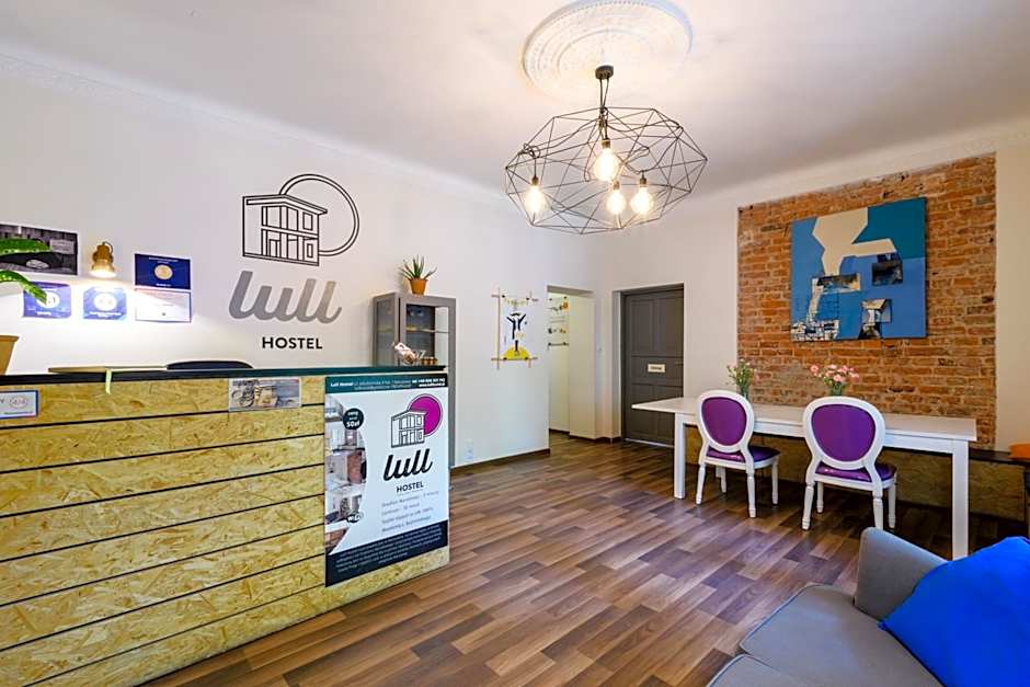 Lull Hostel