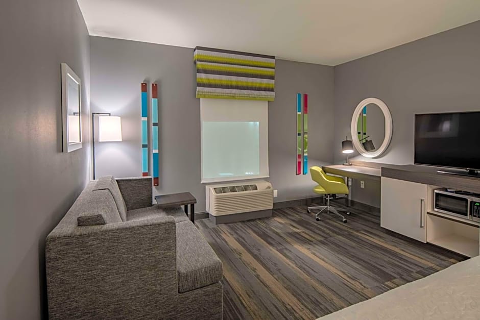 Hampton Inn By Hilton and Suites Dallas/Plano Central