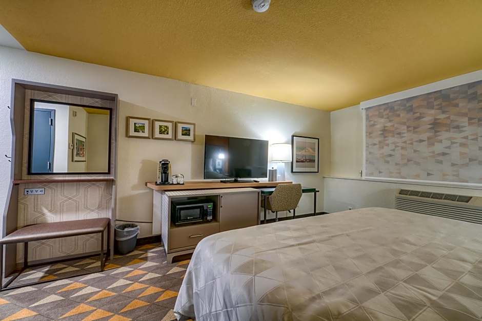 Holiday Inn Tacoma Mall By IHG