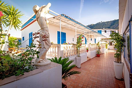 Hotel Casa Adolfo Ischia