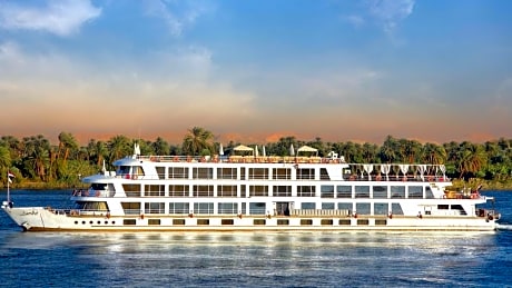 Luxor to Aswan 4 Nights Nile Cruise Every Monday