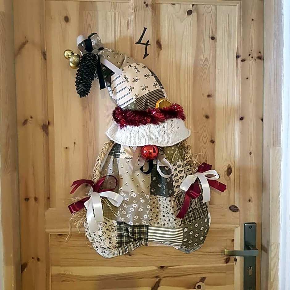 Pokoje Gościnne Art- Dworek