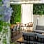Amare Suite & Apartments