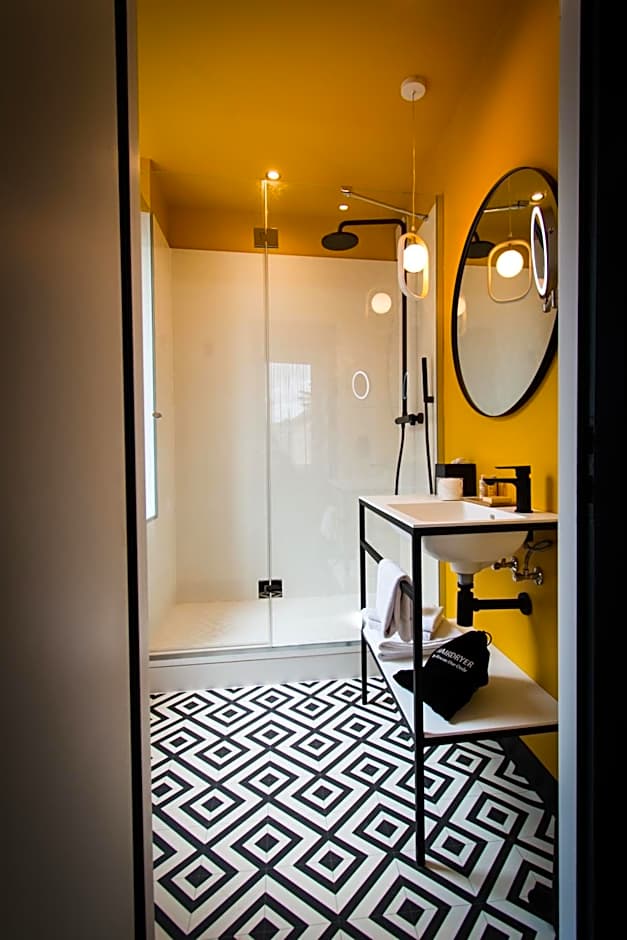 L' Hôtel & Spa Ribeauville- Haut-Koenigsbourg