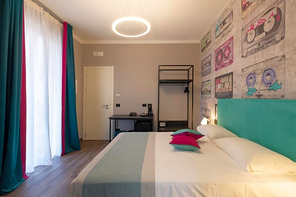 The Time -Home & Hotel-