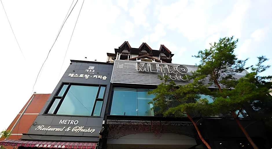 Metro Tourist Hotel Cheonan