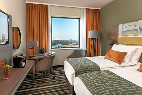 Comfort Room 1 Twin Bed