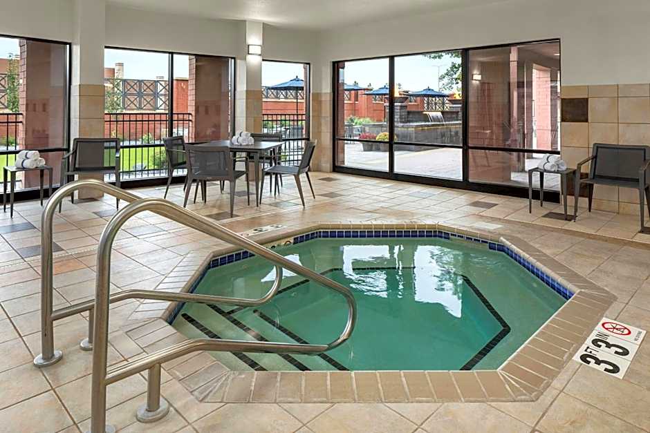 Courtyard by Marriott Minneapolis St. Paul/Roseville