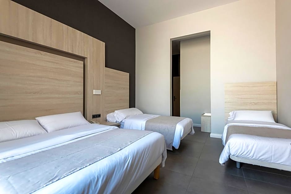 Plaza Goya Rooms