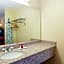 Americas Best Value Inn and Suites Bakersfield Central