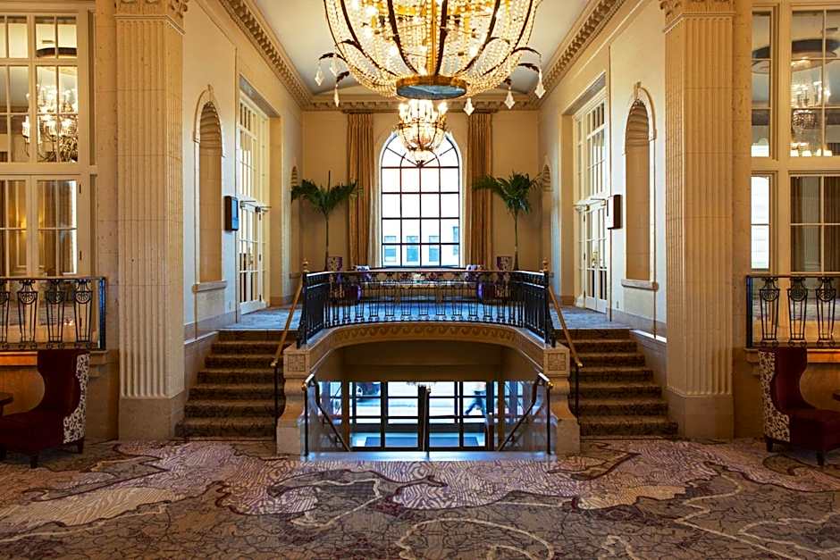 Photo 1 of 50 of Peoria Marriott Pere Marquette