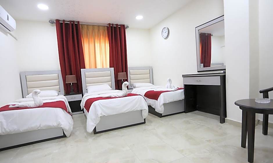 7Boys Hotel