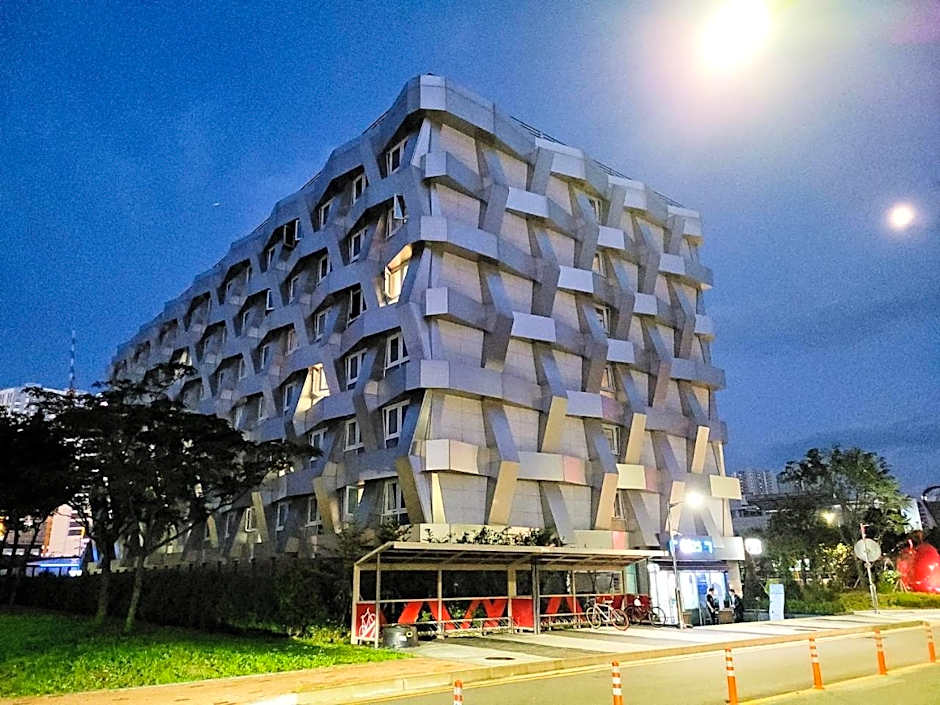 Chungchoho Best Hotel