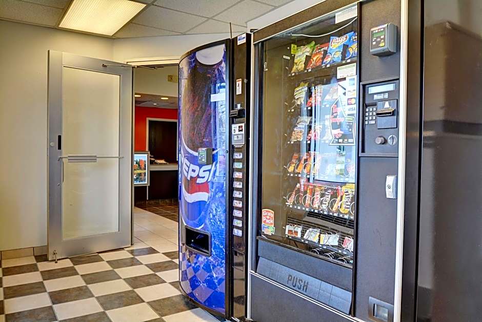 Motel 6-Seekonk, MA - Providence East